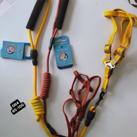 Dây Dắt Yếm Dù Xoắn 