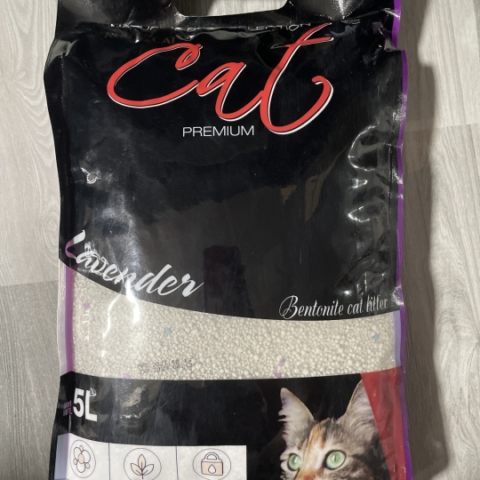 Cát vệ sinh cho Mèo Cat Bentonite Litter hương Lavender