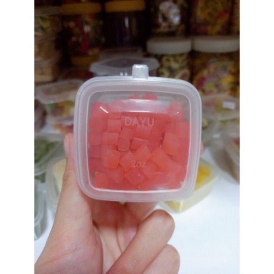 Dâu làm sạch răng cho hamster