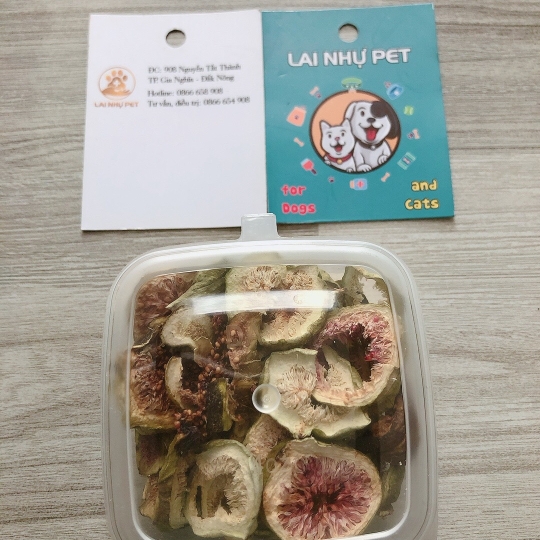 Thức ăn hamster sung khô